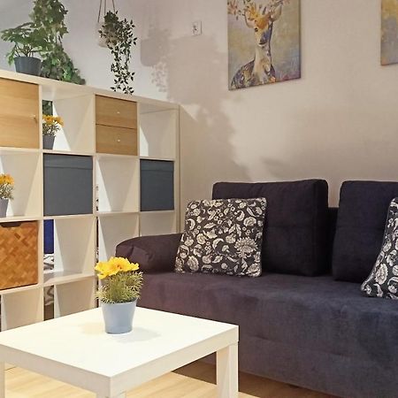 Apartament Granatowy Swietoduska 12 Lublin Exteriér fotografie