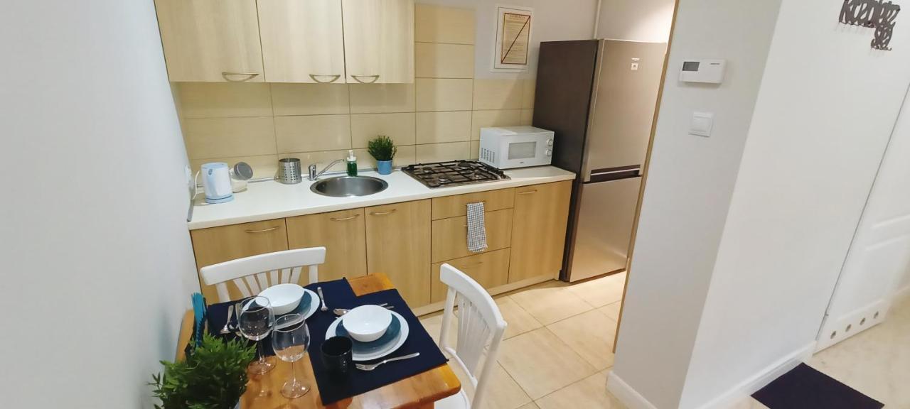 Apartament Granatowy Swietoduska 12 Lublin Exteriér fotografie
